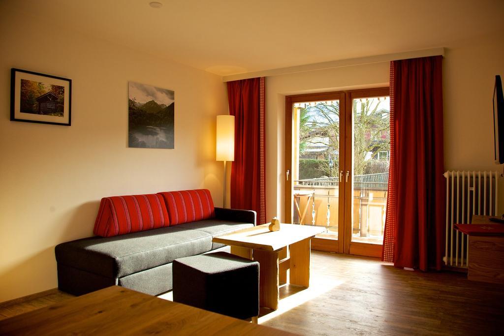 Gaestehaus Weller Oberstdorf Room photo