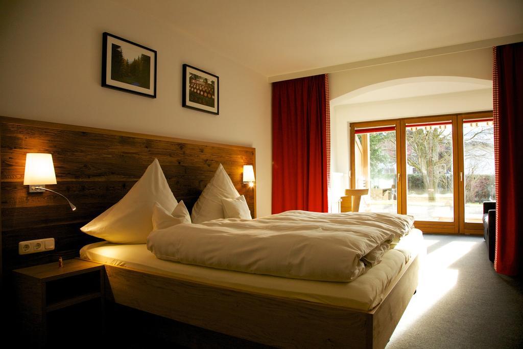 Gaestehaus Weller Oberstdorf Room photo